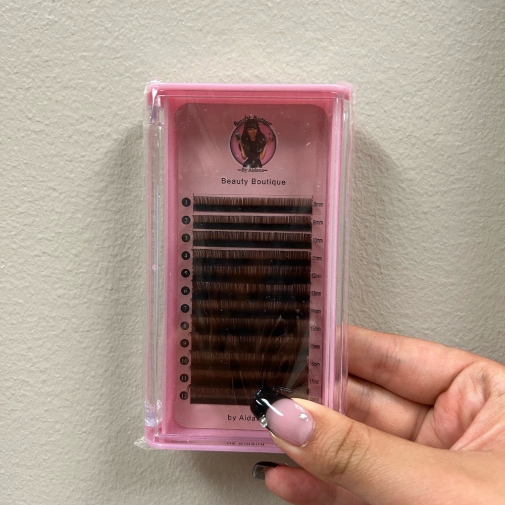 Beauty by Aidana Dark Brown .07 C curl Mix lashes